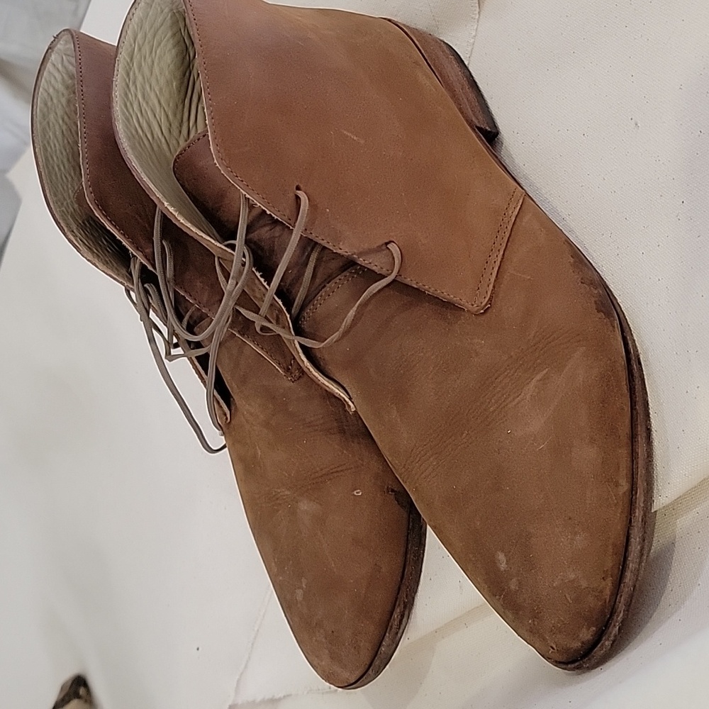 Nisolo genuine leather lace up boot